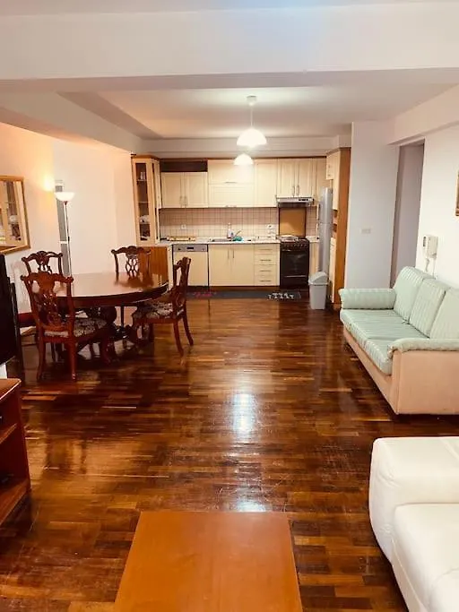 Апартаменты Downtown Bllok 2Br, Large Patio, Ac-Wifi Тирана Албания