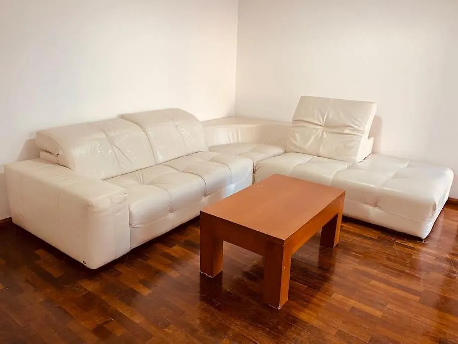 Apartament Downtown Bllok 2Br, Large Patio, Ac-Wifi Tirana Albania
